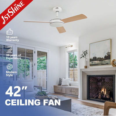 شراء مروحة سقف LED حديثة 42 بوصة DC Motor MDF Blade ريموت LED تصنيع عبر الإنترنت