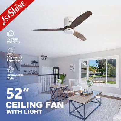 شراء 52 Inches Flush Mount LED Ceiling Fan With Light For Hotel تصنيع عبر الإنترنت