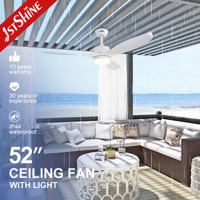 سعر جيد مروحة السقف LED البلاستيكية ذات 3 ألوان ضوء LED ووظيفة الذاكرة الانترنت